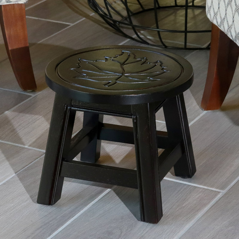 Wooden Step Stool In Bold And Enchanting Maple Leaf -Shaded With Appealing, Espresso