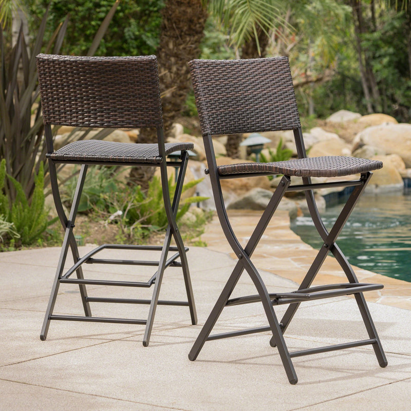 Chaise pliante d'extérieur en osier et tabourets de bar pliables, ensemble de 2