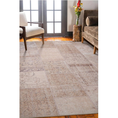 Tapis décoratif beige