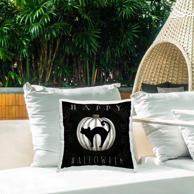 Coussin extérieur Happy Halloween Cat & Pumpkin Design par Elizabeth Tyndall