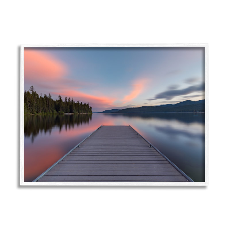 «Serene Lake Dock», art texturé à la giclée par Jeff Poe, H 11 po x l 14 po x P 1,5 po, Giclée encadrée blanc bord de mer