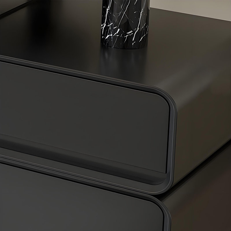 Saftler, Black