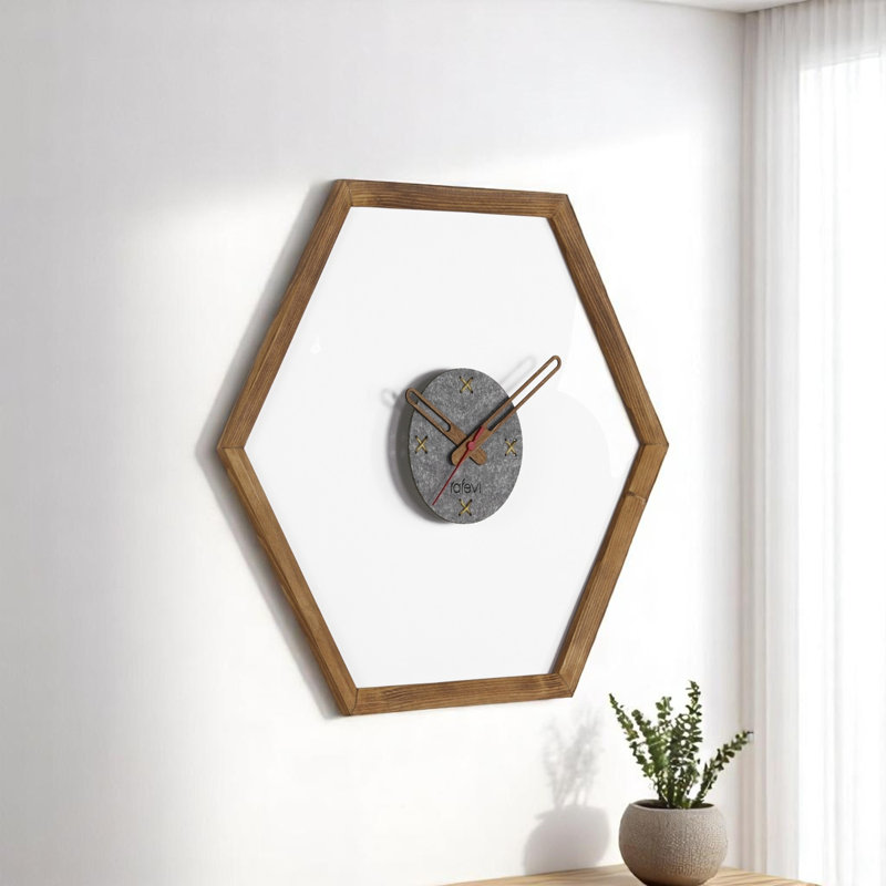 Horloge murale Tuva, cadre en bois, Naturel