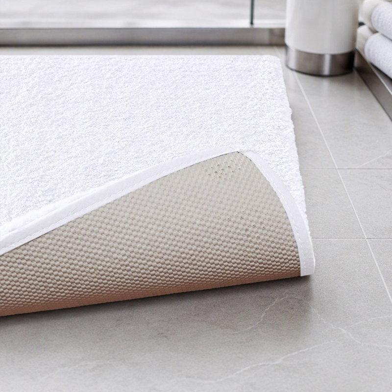 Tapis de bain Cloud-Like, microfibre moelleuse de 0,75 po, absorbant et à séchage rapide, envers antidérapant, certifié Oeko-Tex