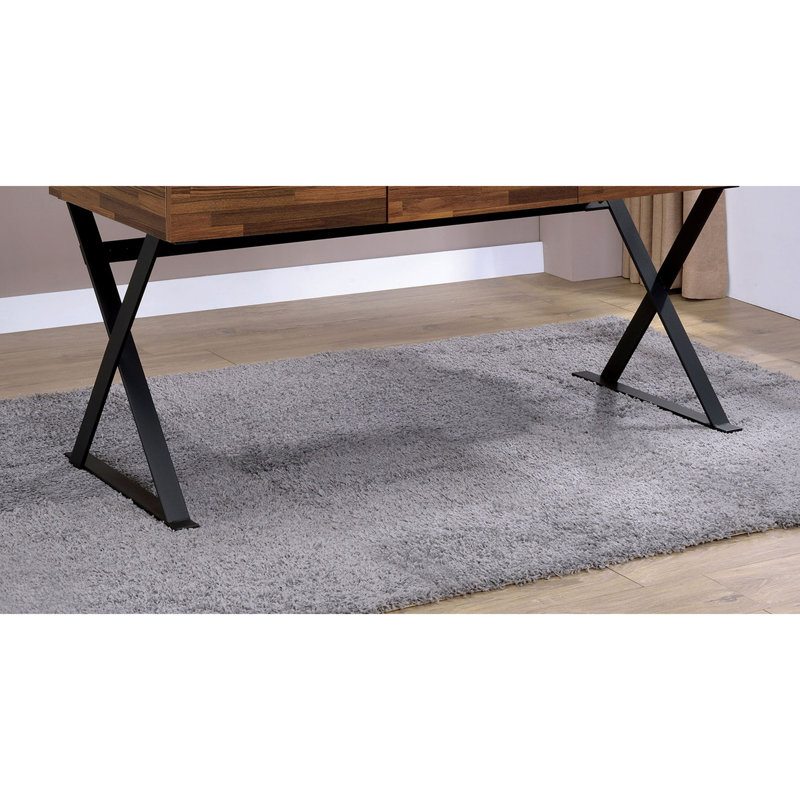 Bureau d'ordinateur industriel