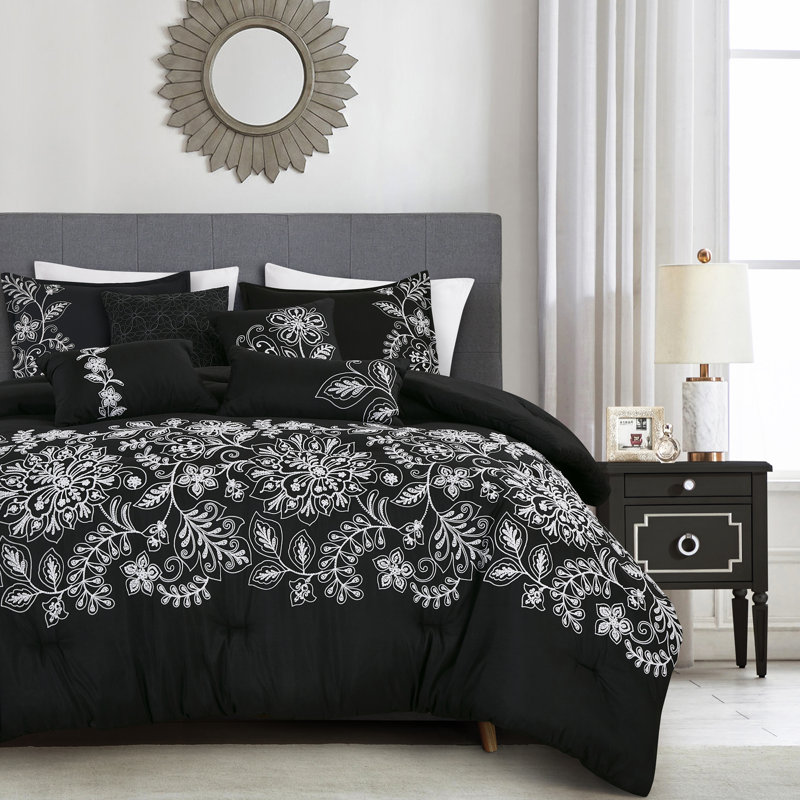 7 Pieces Embroidered Comforter Set Modern Colour Design Bed In A Bag, King Comforter + 6 Additional Pieces