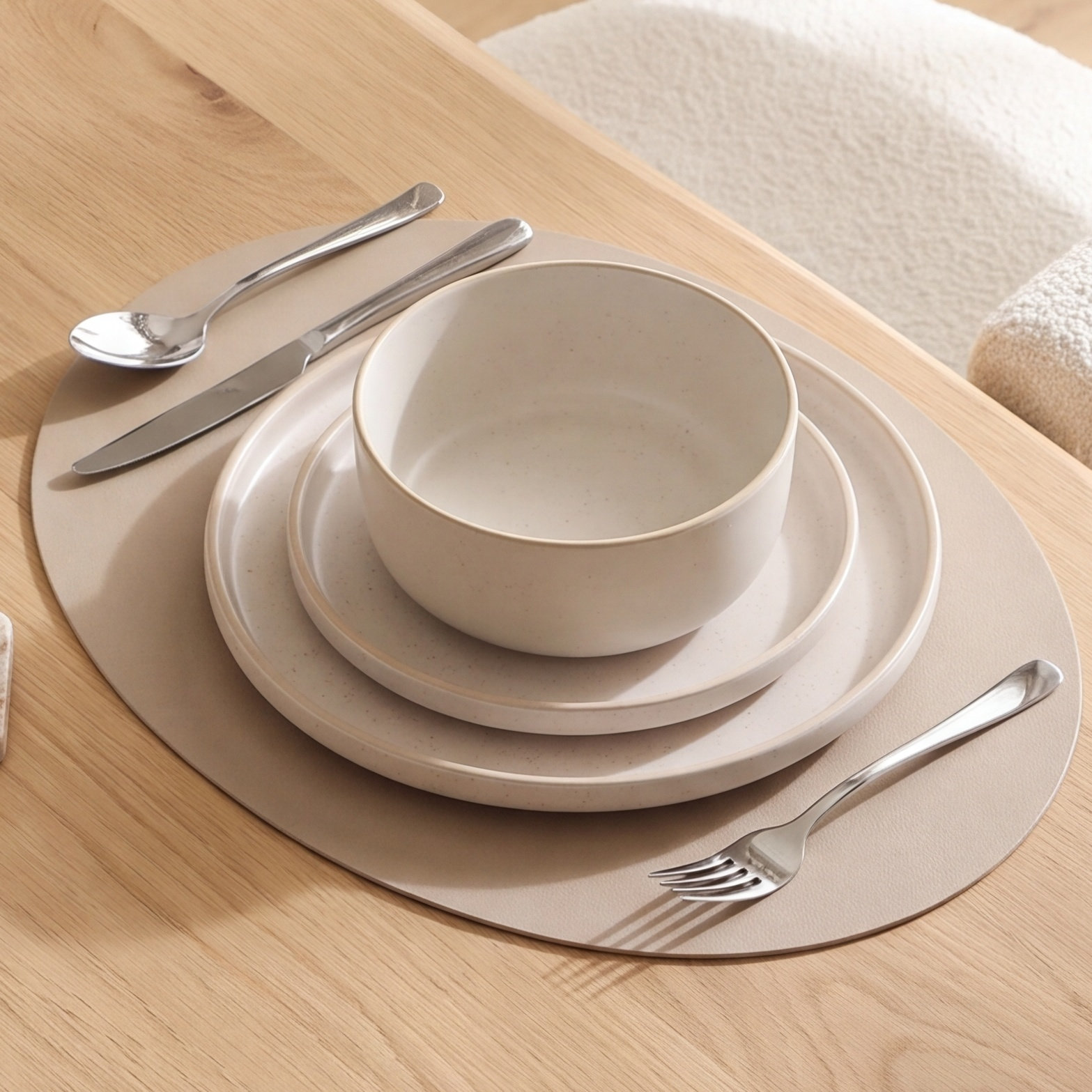 Amber Stoneware Dinnerware Set, White