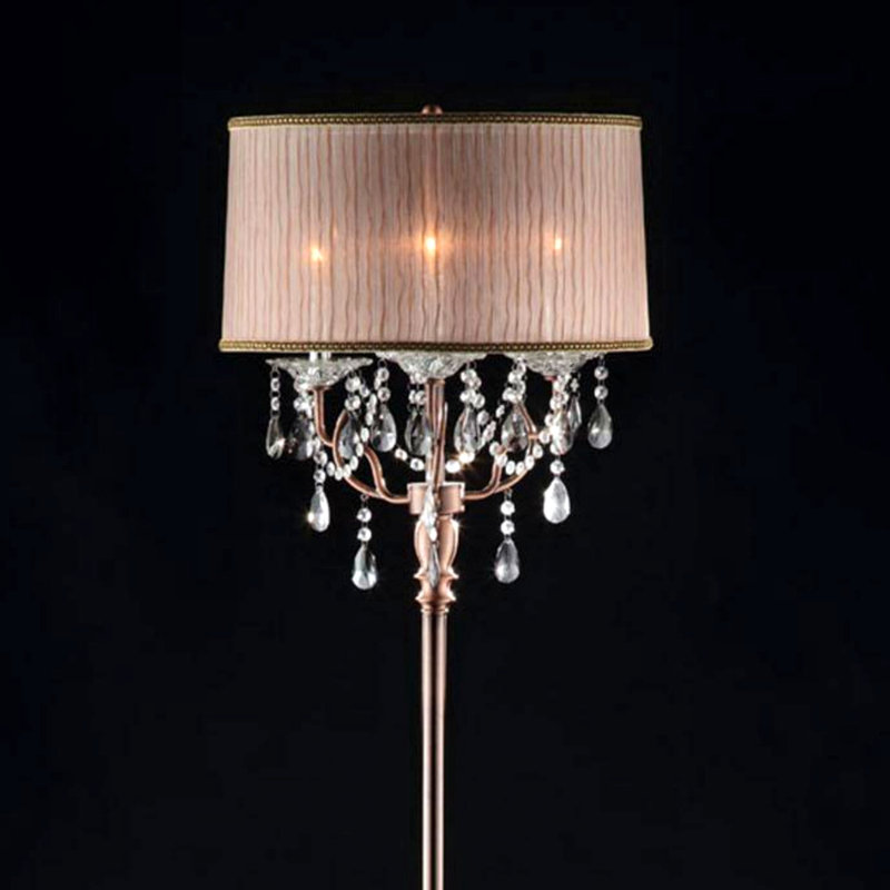Lampe sur pied de 62 po de hauteur «Rosie» avec finition rose argenté et accents de cristal