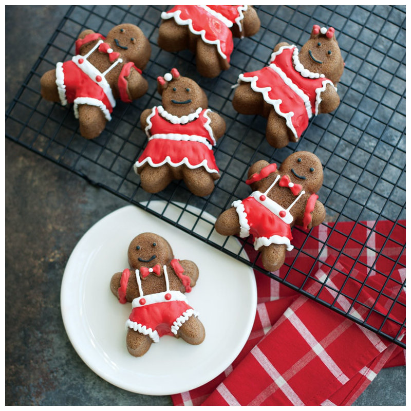 Nordic Ware Gingerbread Kids Cakelet Pan