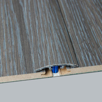 Metal 1.5'' W x 35.5'' L T-Molding