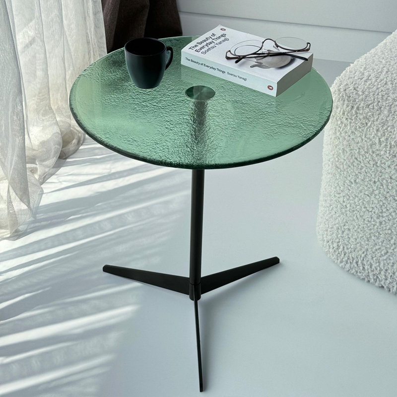 Siyan End Table, Green, Black