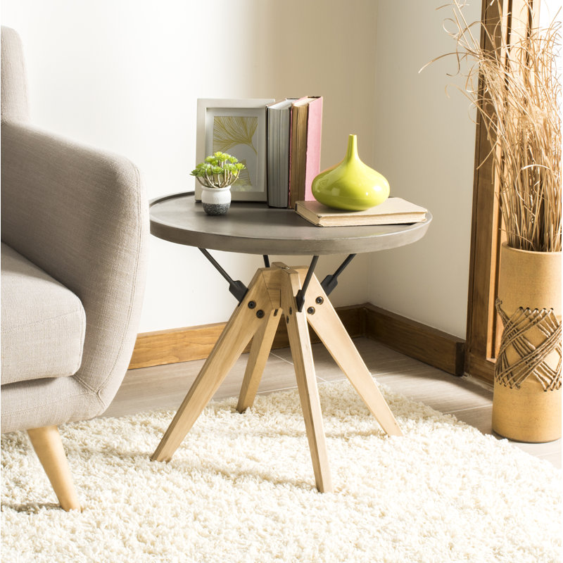 Outdoor Witney Concrete Side Table