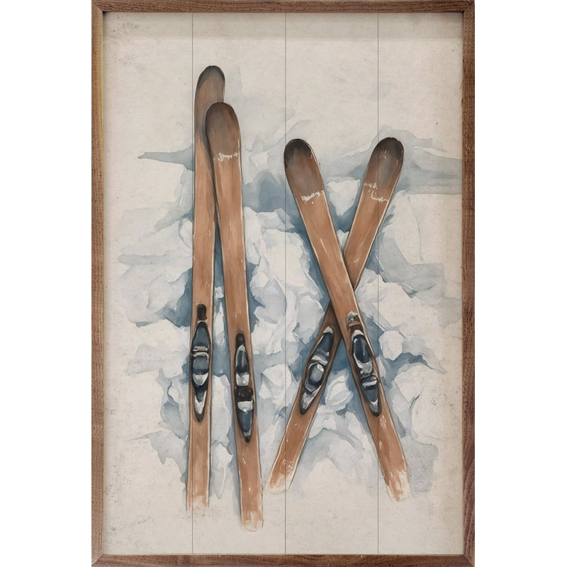 Paire de skis dans la neige, H 8 po x l 5 po