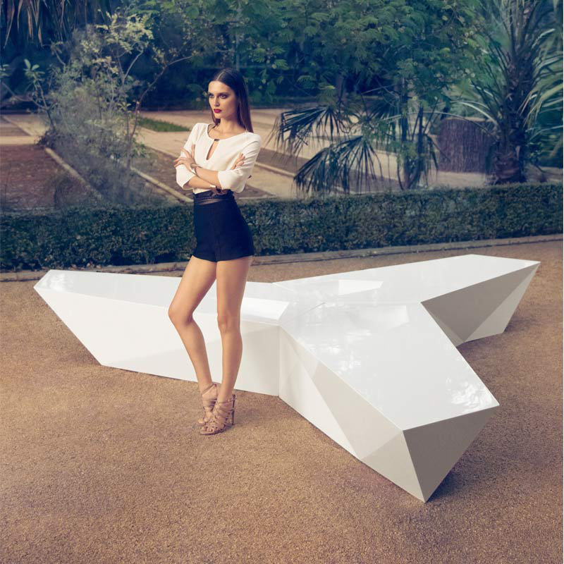 Faz Battery Plastic Planter Bench