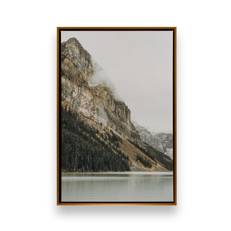Impression sur toile Mystic Mountain View I, dans un cadre noir satiné, 48 po x 32 po, Cadre flottant or poli