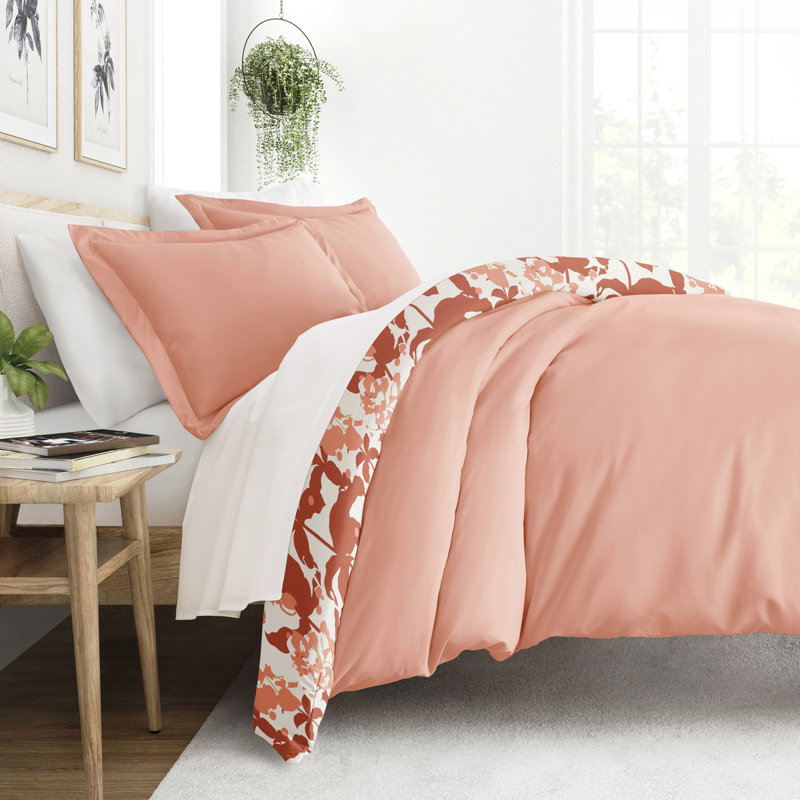 Clay and White Floral Microfiber Full/Queen Duvet Cover Set
