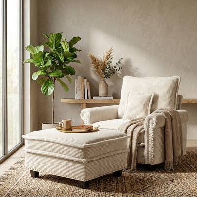 Ensemble de fauteuil d'appoint et repose-pieds en velours côtelé de 42 po de largeur avec accoudoirs roulés et garniture cloutée