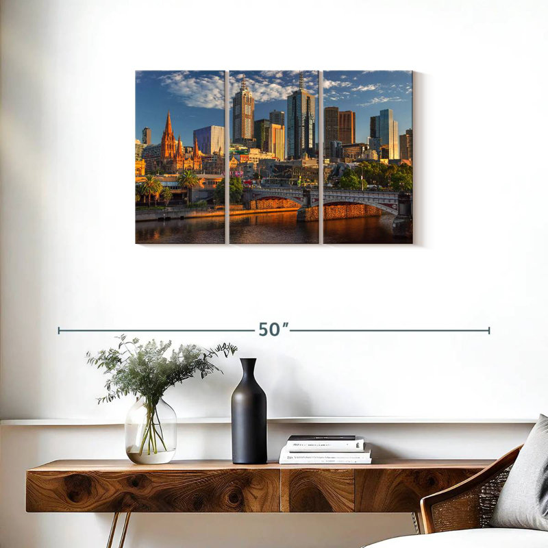 Melbourne In Summer, 20" H x 33" W