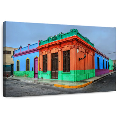 Lilie Callao Colorful Houses