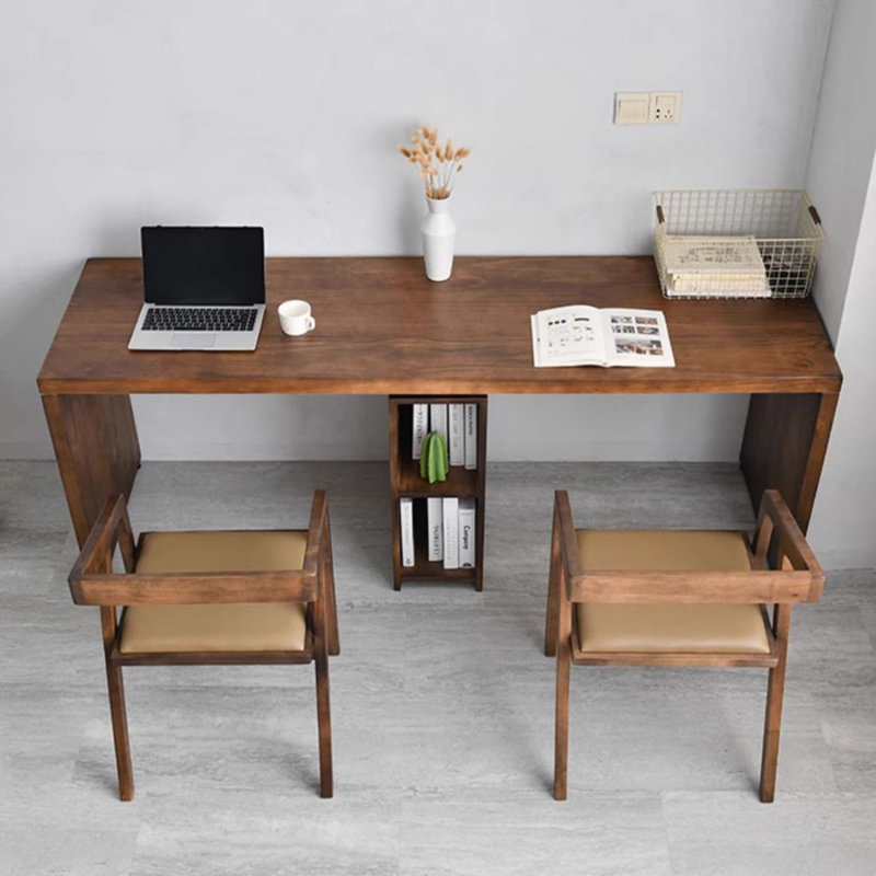 Bureau rectangulaire en bois massif brun foncé, H 29,53 po x l 62,99 po x P 23,62 po