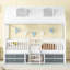Structure de lit simple en bois-760295817
