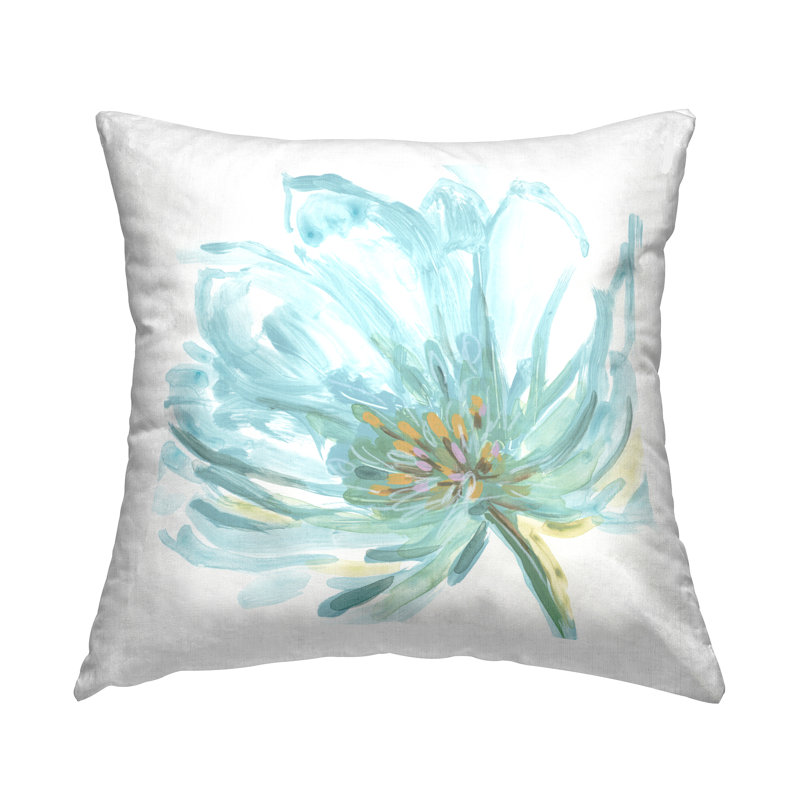 Coussin décoratif à fleurs bleues par June Erica Vess