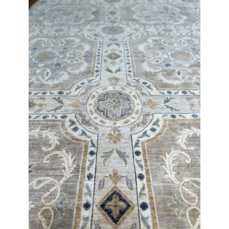 Proprietary Patterns Wool Floral Area Rug in Craven Seaglass, Rectangle  6' x 9'