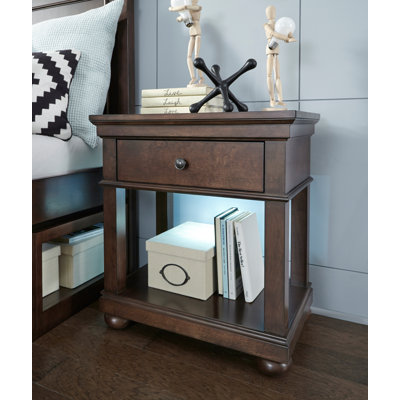 Canterbury 24'' W Nightstand