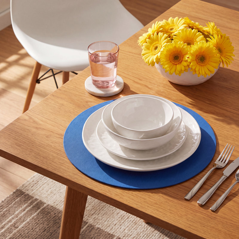 Sanjay 16-Piece Porcelain Dinnerware Set, White