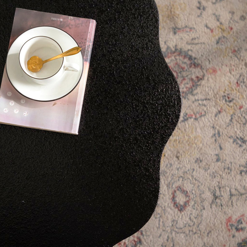 Table basse, Noir