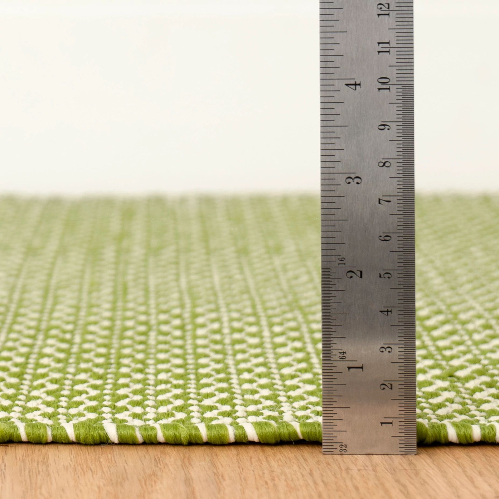Finn Sprout Handwoven Indoor/Outdoor Rug, Rectangle 2' x 3'