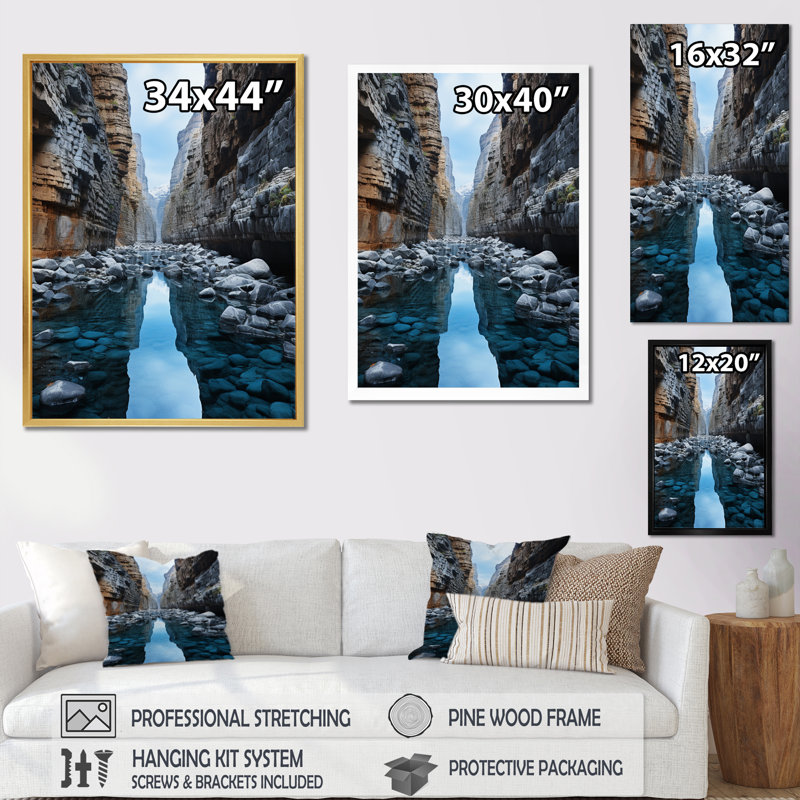 «Baelor Canyon Photo Eternels Eternels I», reproduction sur toile, H 32 po x l 24 po x P 1 po, Encadrement doré