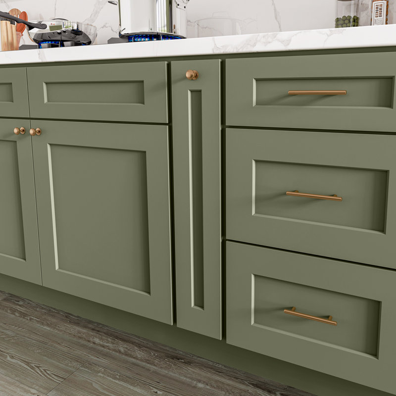 Armoire à épices Base, 6" W x 34.5" H x 24" D, Vert sauge