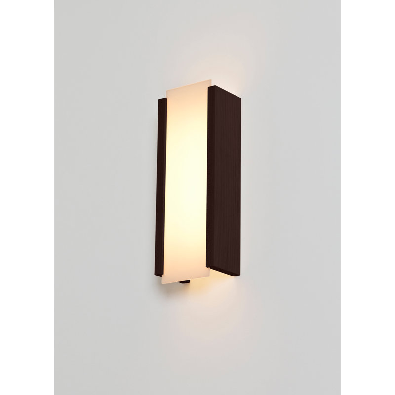 Capio 1 - Light LED Flush Mounted Sconce, Maple, 2700K (Warm) Bulb Temp., 120V, Short