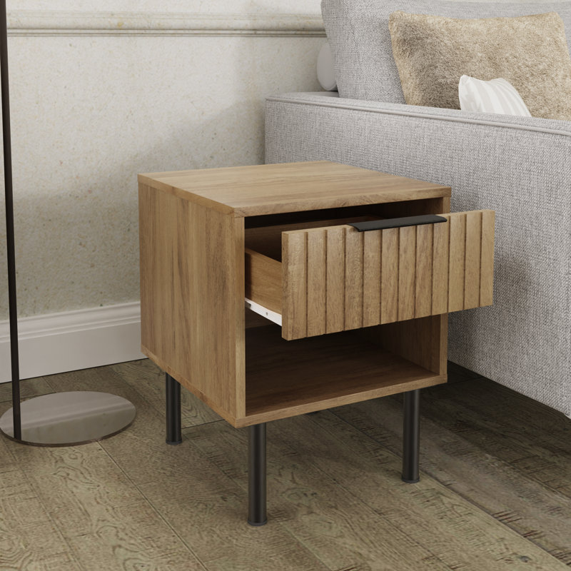 Nervata Living End Table, Oak, Black