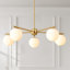 Lustre spoutnik moderne en laiton 5 lumières avec globes en verre opale (35,4 po)