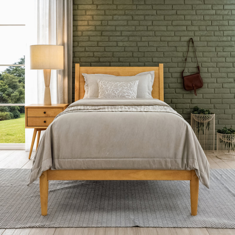 Ashlie Wood Platform Bed, Honey Oak, Twin