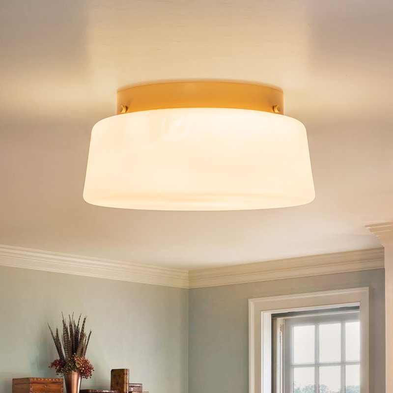 Plafonnier à 3 lumières, style moderne du milieu du siècle, avec abat-jour en verre opalin.