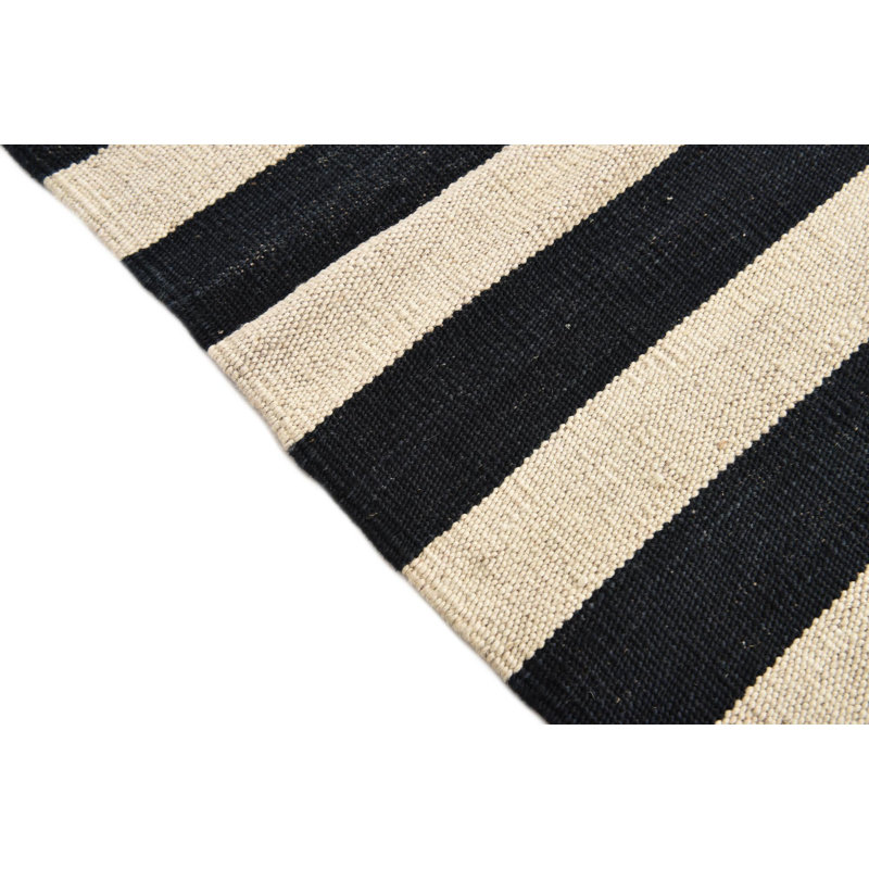 Tapis noir et blanc Newsom