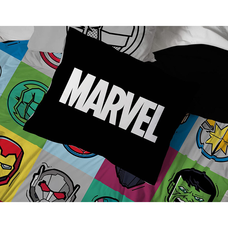 Marvel Avengers Pop Reversible Comforter Set, Queen Comforter + 6 Additional Pieces