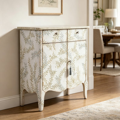 Armoire en bois rétro