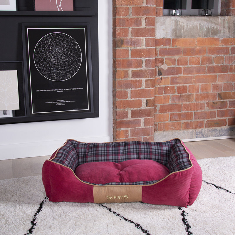 Highland Polyester Pet Bed, Red/Black/Brown, 19cm H x 75cm W x 60cm D