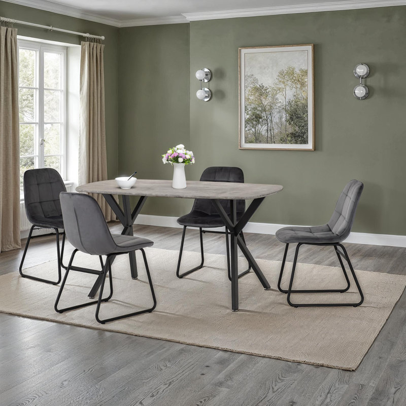 Wyarno 4 - Person Dining Set, Grey