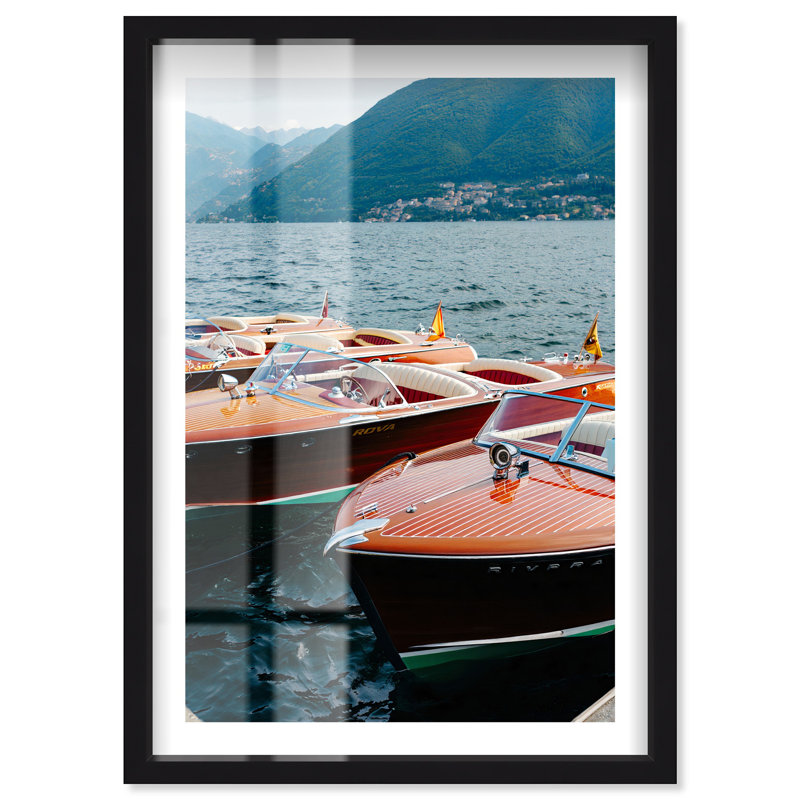 «Speed bateau Serenade Shadowbox Print» par Notoriart, Noir, H 16 po x l 11 po