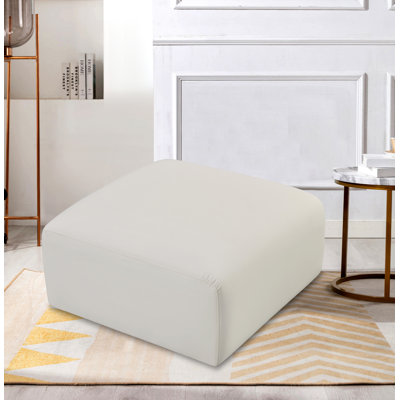Repose-pieds carré capitonné standard en cuir végétalien Hristea de 31 po de largeur
