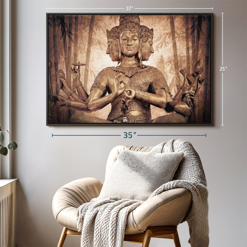 Statue dorée du dieu Brahma, reproduction sur toile, H 25 po x l 37 po