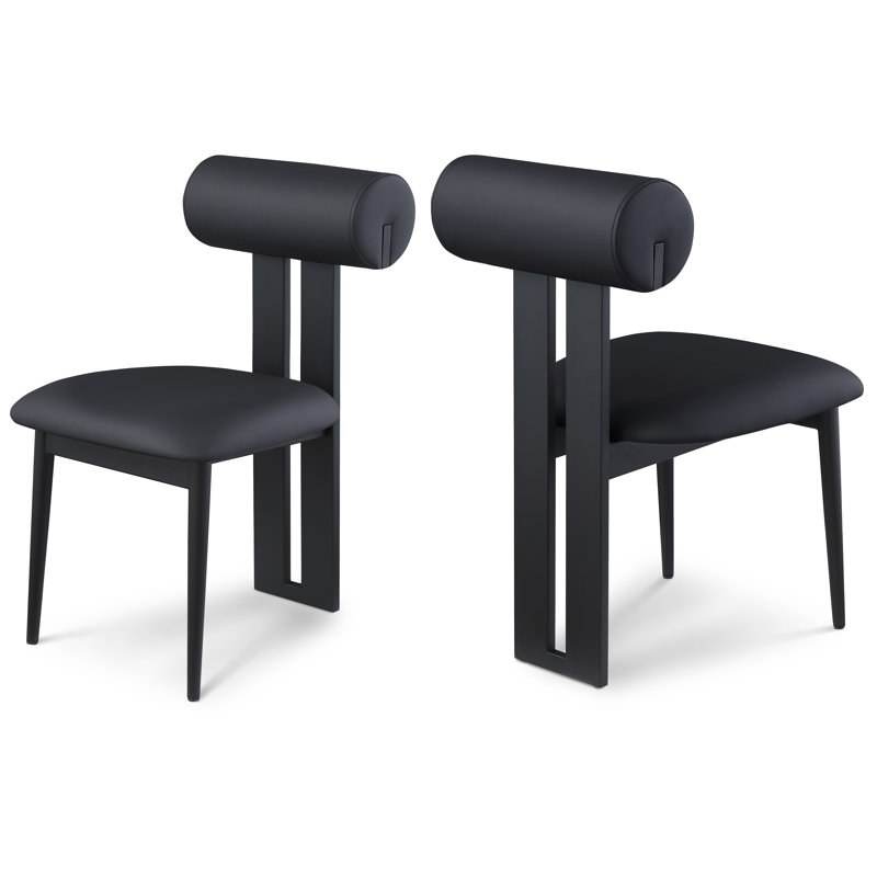 Chaise de salle à manger rembourrée Dario, Cuir végétalien noir, Noir mat