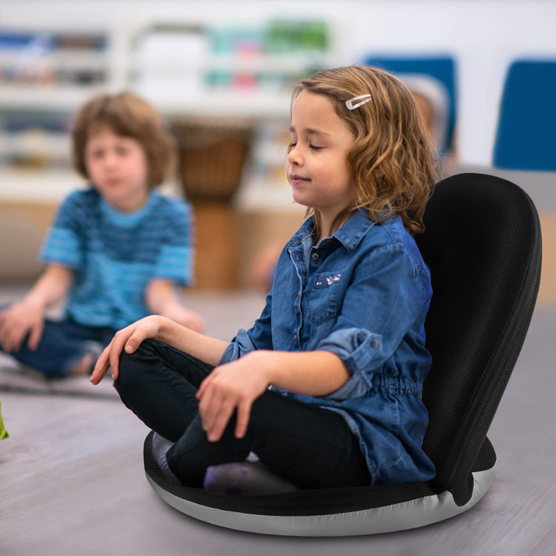 Isabelle & Max Floor Game Chair