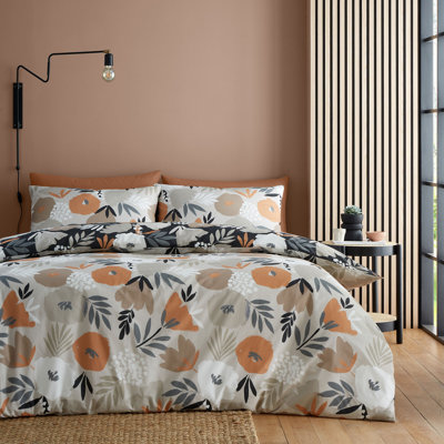 Yasmin 52% Polyester (Recycled) 48% Cotton Floral Duvet Cover Set with Pillowcases