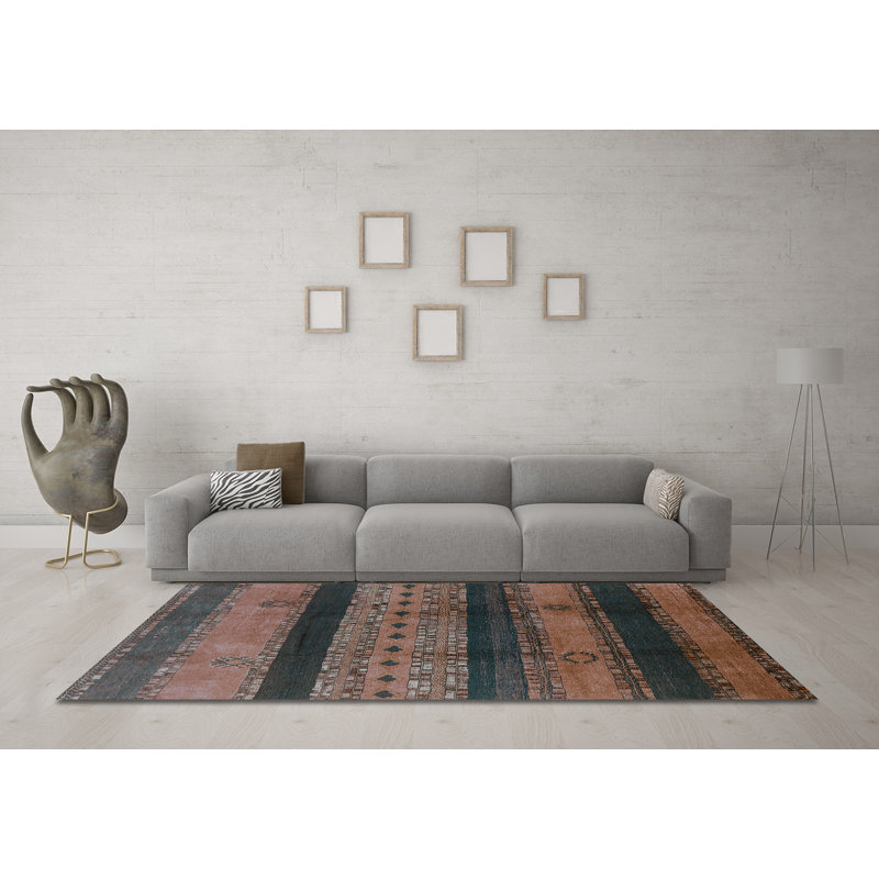 Tapis en chenille / polyester tissé à la machine Shawnea en brun / noir, Carré 7 pi